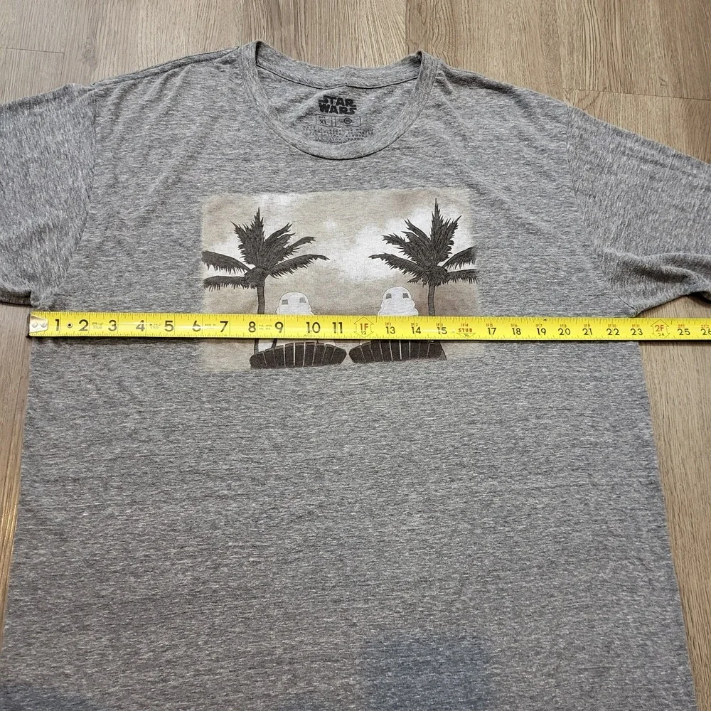 Star Wars Mens T-Shirt Stormtrooper Relaxing Palm Tree Beach Sze XL Short Sleeve
